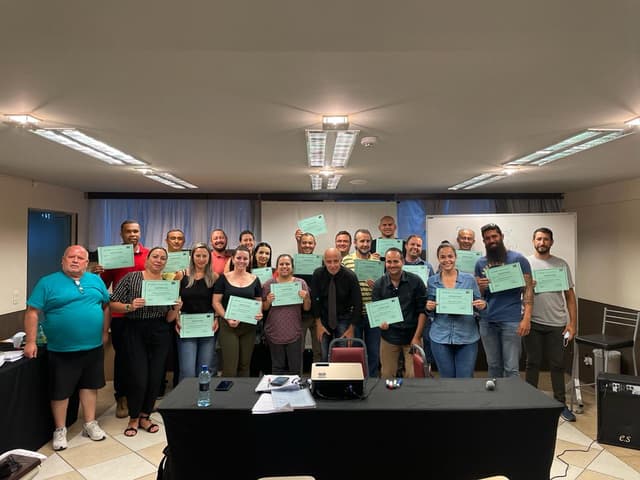 Foto de uma turmas que se formou